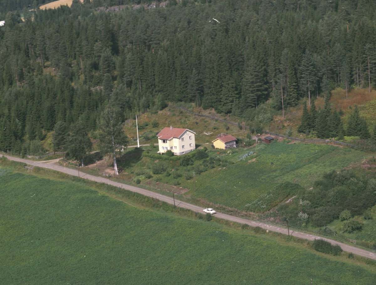 Flyfoto, ukjent bolig, Bergseng, Ringsaker.