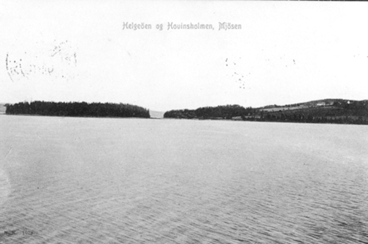 Hovinsholmen, Helgøya. Postkort med teksten "Helgøen og Hovinsholmen, Mjøsen".