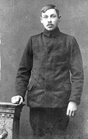MARKUS BÆKKEVOLD FØDT: 15. 07. 1892. BEKKEVOLD UNDER KARSET, BEKKEVOLL SØNDRE
