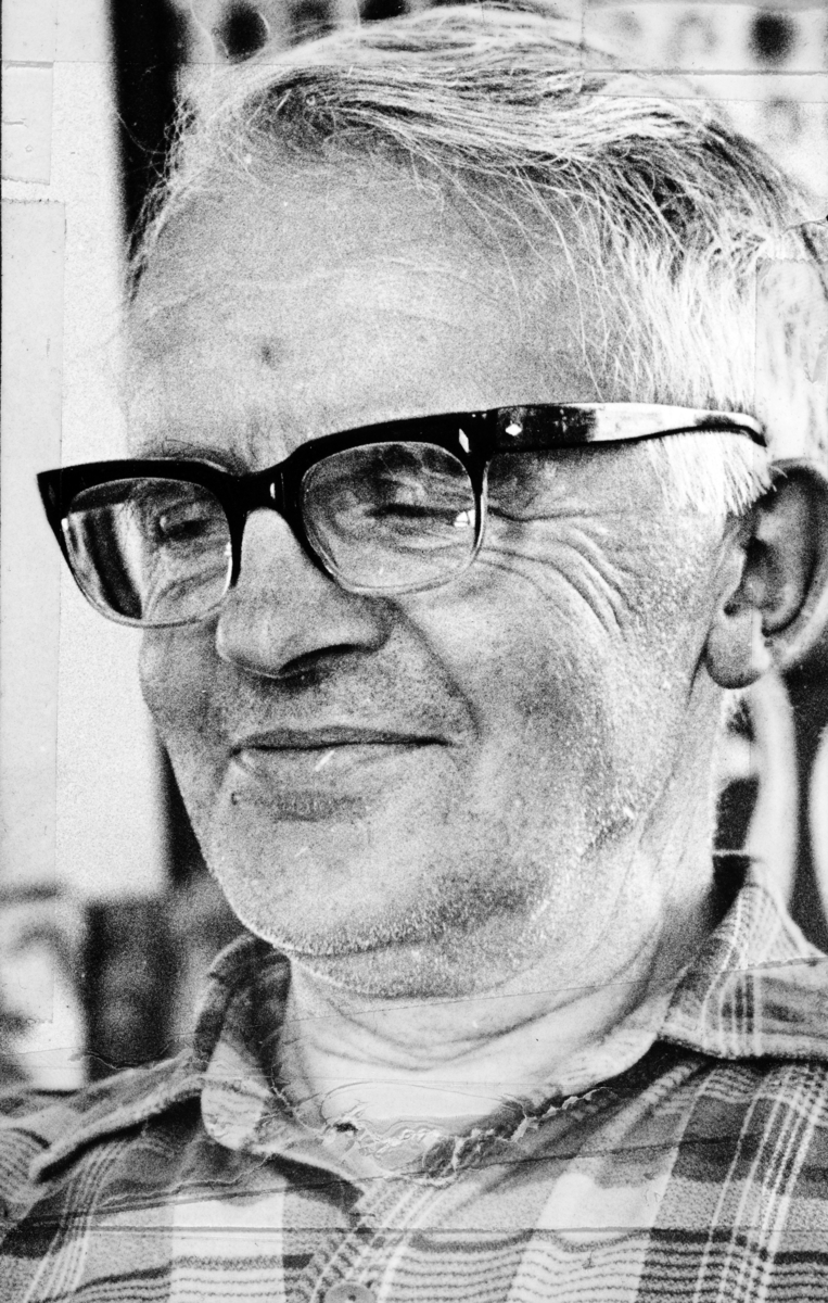 Treskjærer Asbjørn Busterud, Vang. 