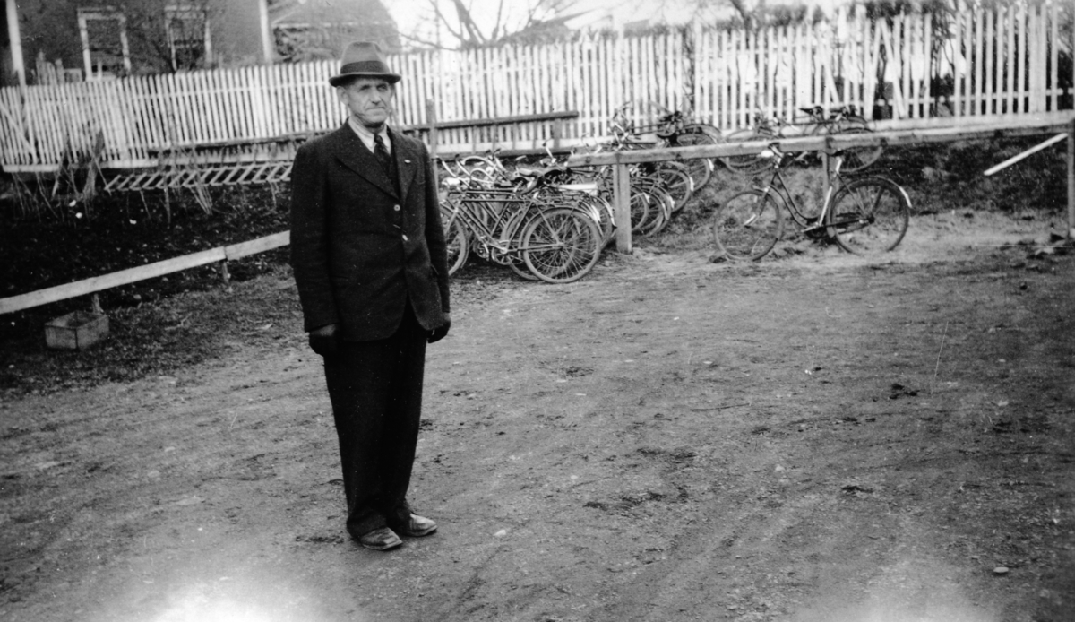 Kristian Fjeld, Ordfører i Stange kommune 1926-1941, 1945. Dette bildet er fra 1930-tallet. 