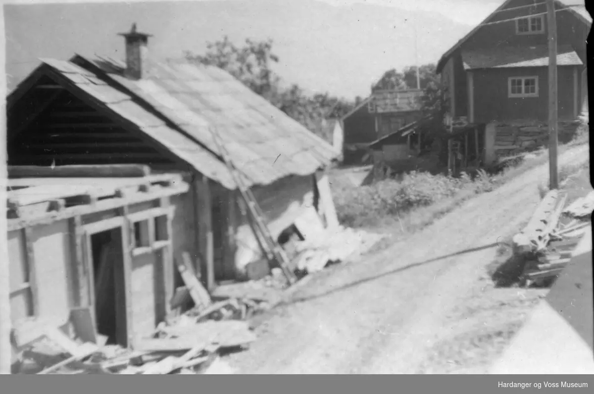 Jåstadstova før og under riving