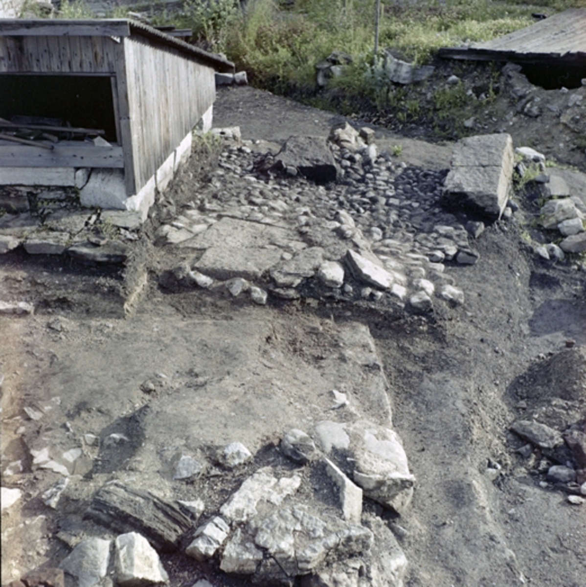 Hamar, Storhamar gård, Storhamarlåven, Hamarkaupangen, Arkeologiske undersøkelser i Hamar bispegård 1962,  