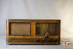 Radioer i Ringve sin samling