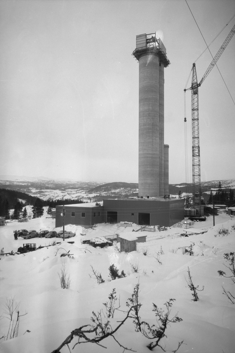 Byggingen av Astrup sjakttårn, Løkken Verk.