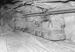 Gruvelok med Granbyvogner på 5.etasje i Gammelsjakta. Lokkjø