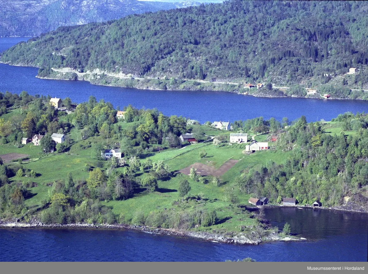 Garsdsbruk, sjø, skog, fjell
