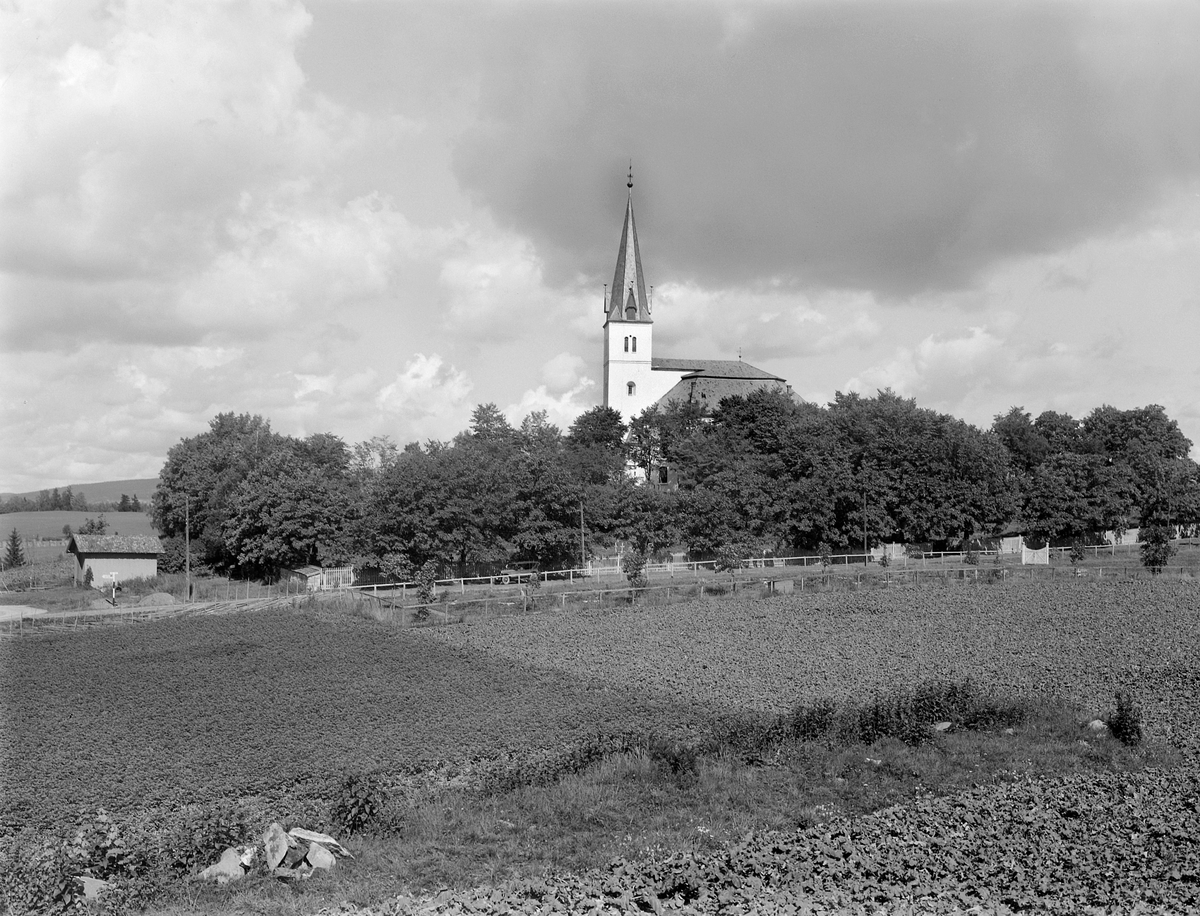 VANG KIRKE, Hamar. EKSTERIØR. 