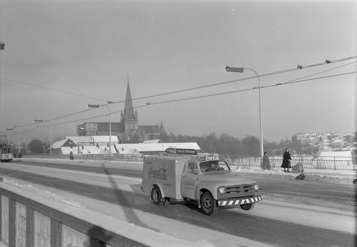 Bryggeribil fra E.C. Dahls Bryggeri på Elgeseter bru