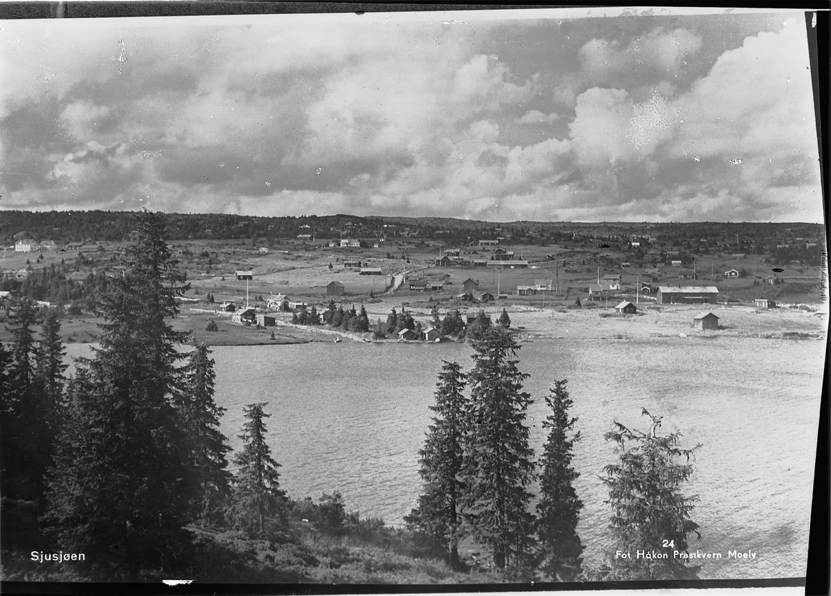 Ringsaker, Ringsakfjellet, Sjusjøen med Graaten seter, hyttebebyggelse