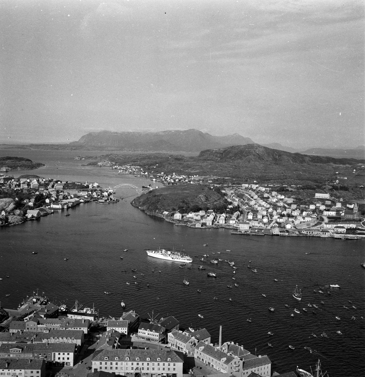 Kristiansund sett fra lufta