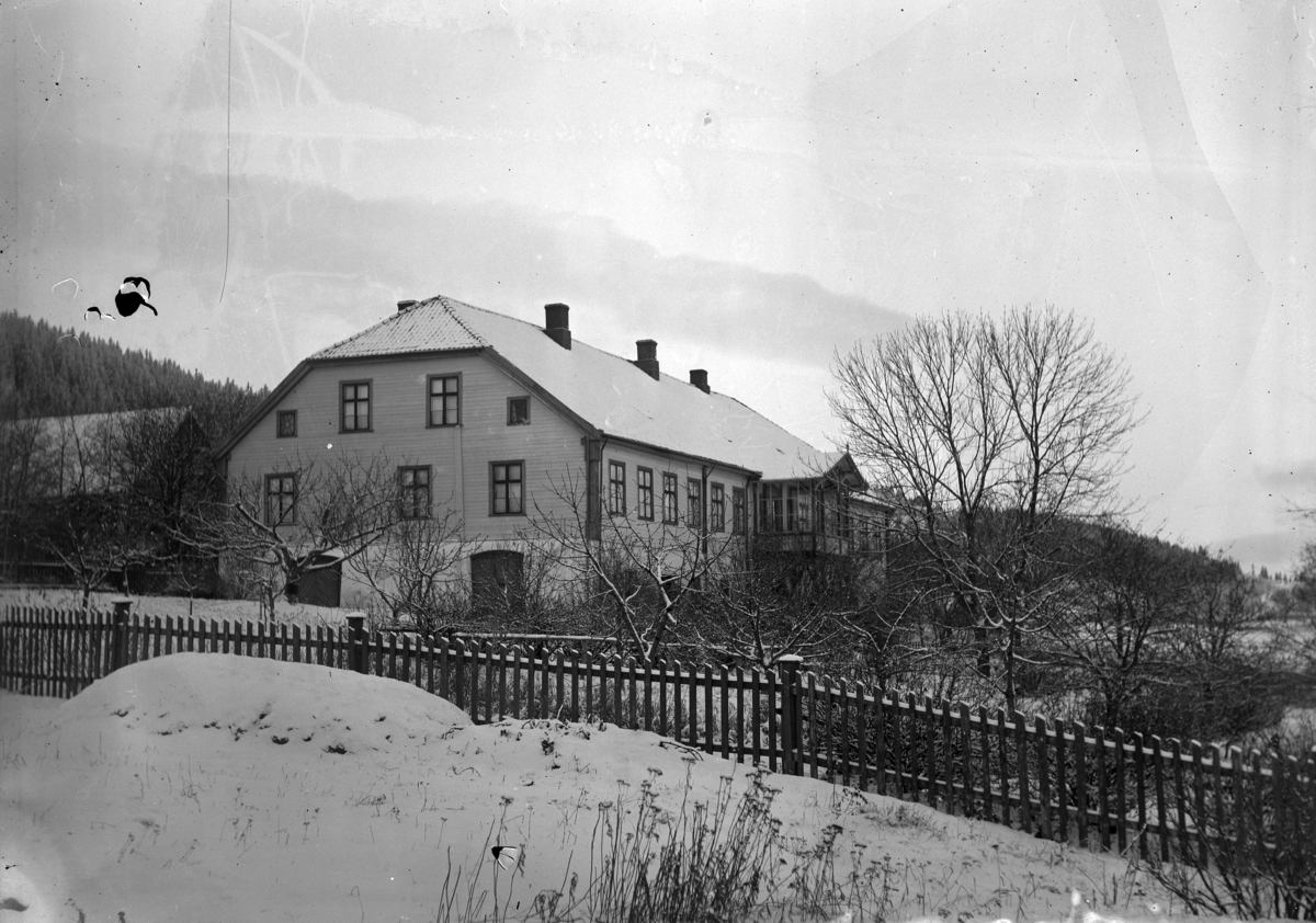 Grefsheim gård på Nes, Hedmark. Vinter.