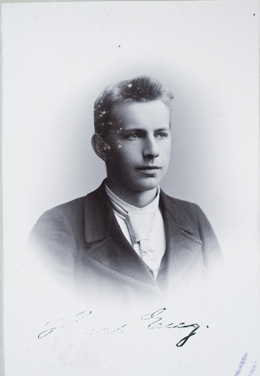 Portrett, visittkort. Mann, Hans Eng. Lærerseminaret på Hamar. 