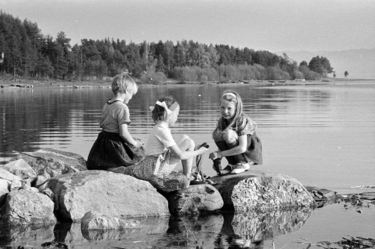 FURUBERGSTRANDA, BARN, UKJENTE, MJØSA