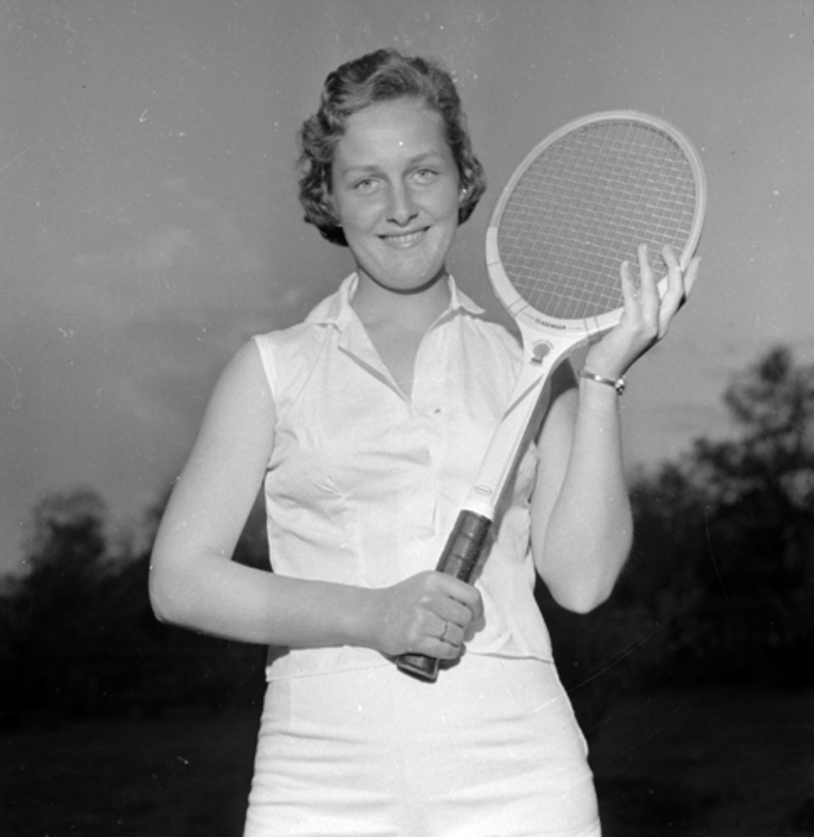 Britt Sønderaal, Brumunddal. Tennis.