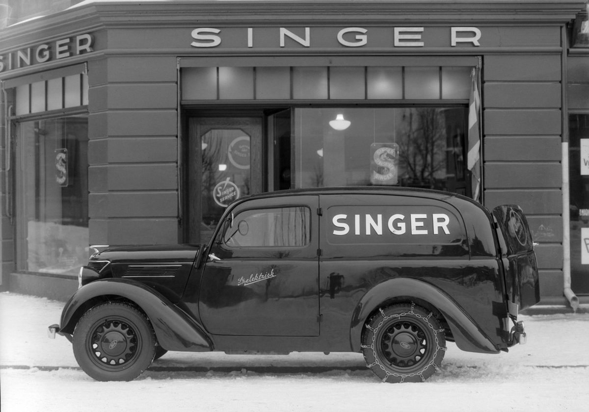 Oplandske Auto, Hamar. Varebil. Singer. Ford Eifel (tysk) 1937-38 med norskbygd karosseri. 