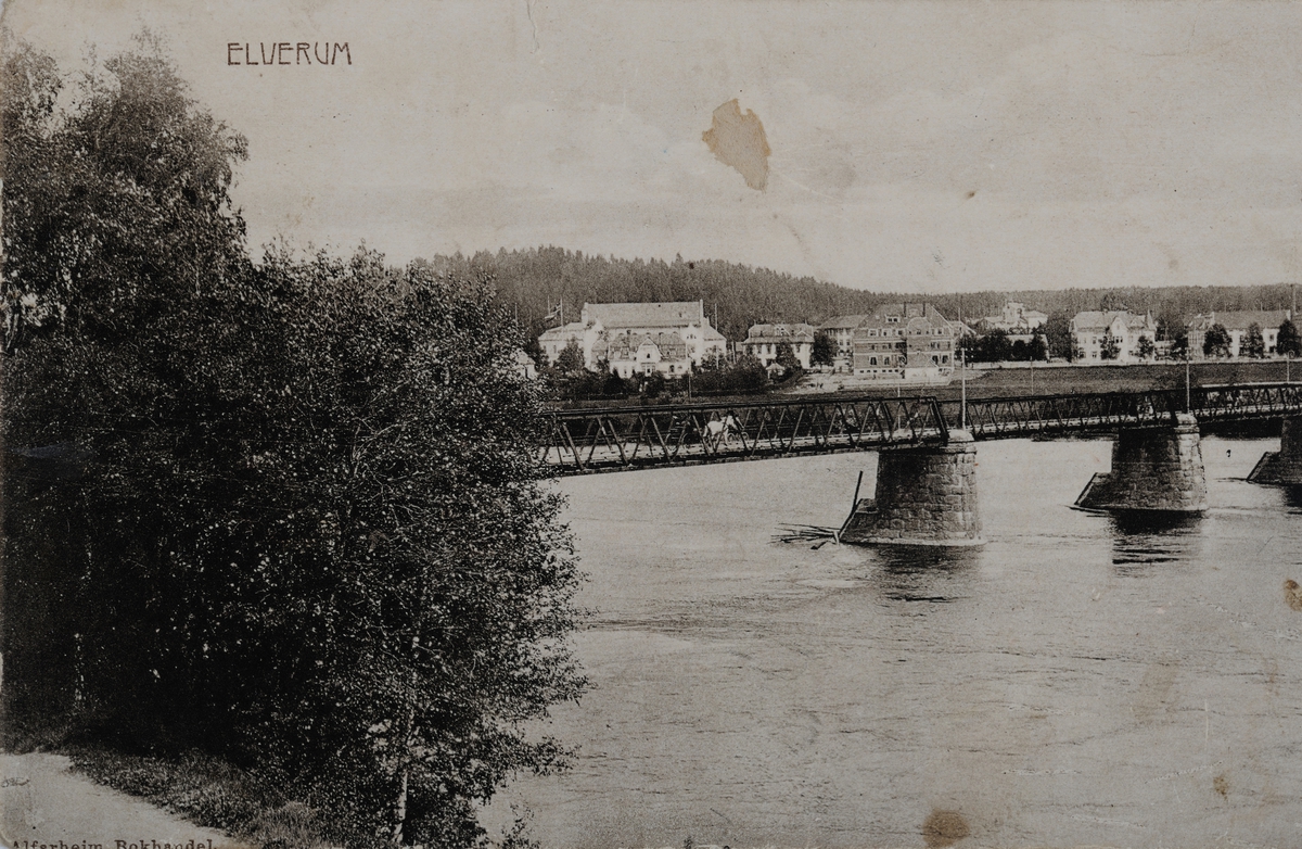 Gammlebrua i Elverum. 