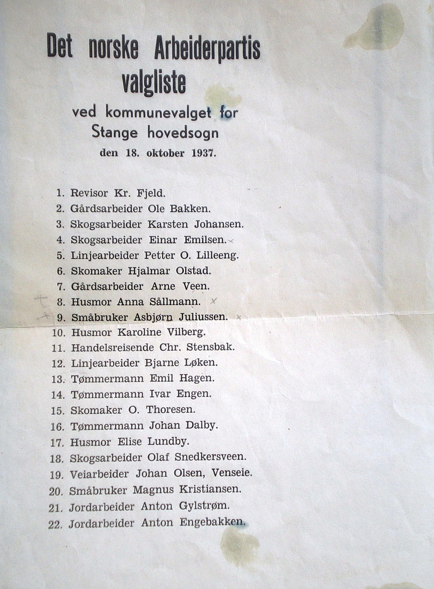 Det Norske Arbeiderparti, valgliste ved kommunevalget i Stange 18. oktober 1937. Karoline Wilberg.  ble valgt inn i Stange kommunestyre for Arbeiderpartiet, og dette valget var det første der det ble valgt inn kvinner i kommunestyret i gamle Stange kommunestyre. En kvinne til ble valgt samtidig, men det var på Høyres liste. 