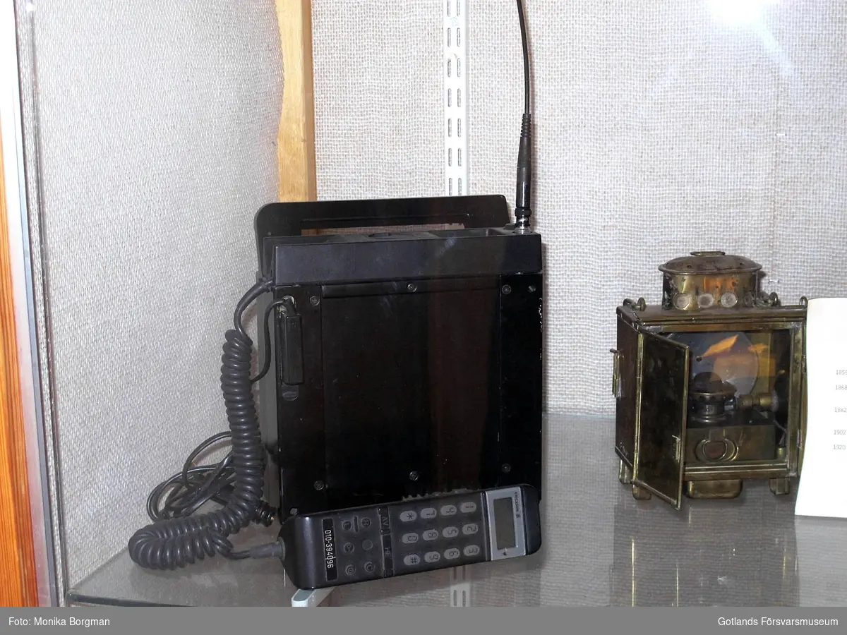 Mobiltelefon, äldre,1970- tal.