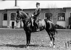 Som aspirant vid kavalleriskolan i Skövde 1929. Melker Wernstedt, officer vid K 3 1932 - 1940.