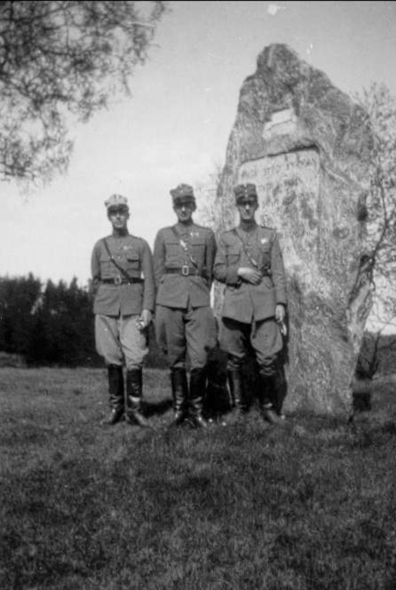 Militärer i fält, Hemsjö 4 maj 1930.