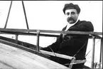 Louis Bleriot-första flygaren över Engelska kanalen - i sitt flygplan.