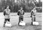 Fallskärmsjägarskolan Kalsborg,1950-tal.Från vänster:Lars-Erik Sjöström, Henrik Fall, Lars Olander.