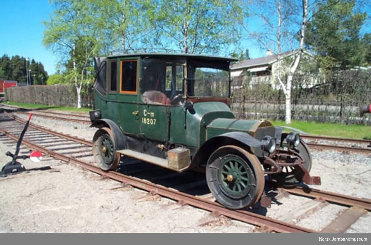 Inspeksjonsbil Cmb 18207, Armstrong Whitworth