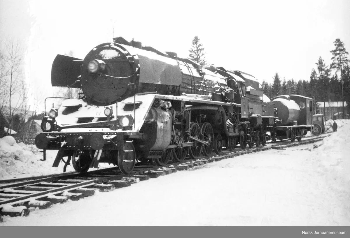 Damplokomotiv NSB type 49 nr. 470 "Dovregubben"