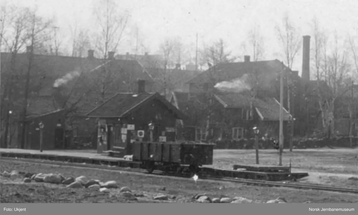 Tønsberg stasjonstomt med Tønsberg-Eidsfossbanens stasjonsbygning