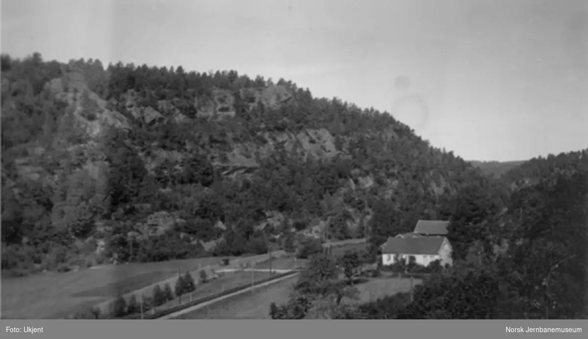 Setesdalsbanen ved Langemyr grind veikryssholdeplass