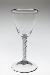 Glass etter Randi Marie Johannessen på Norsk Folkemuseum