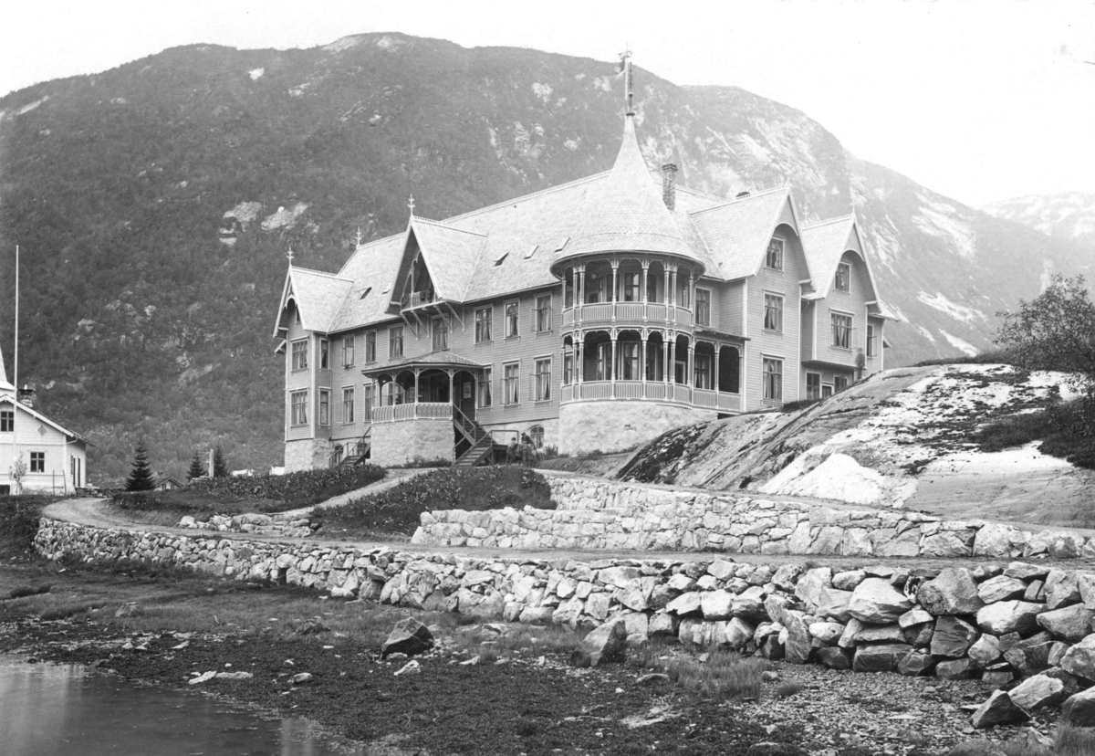 Hotel Mundal   Balestrand, Fjærland, Sogn og Fjordane