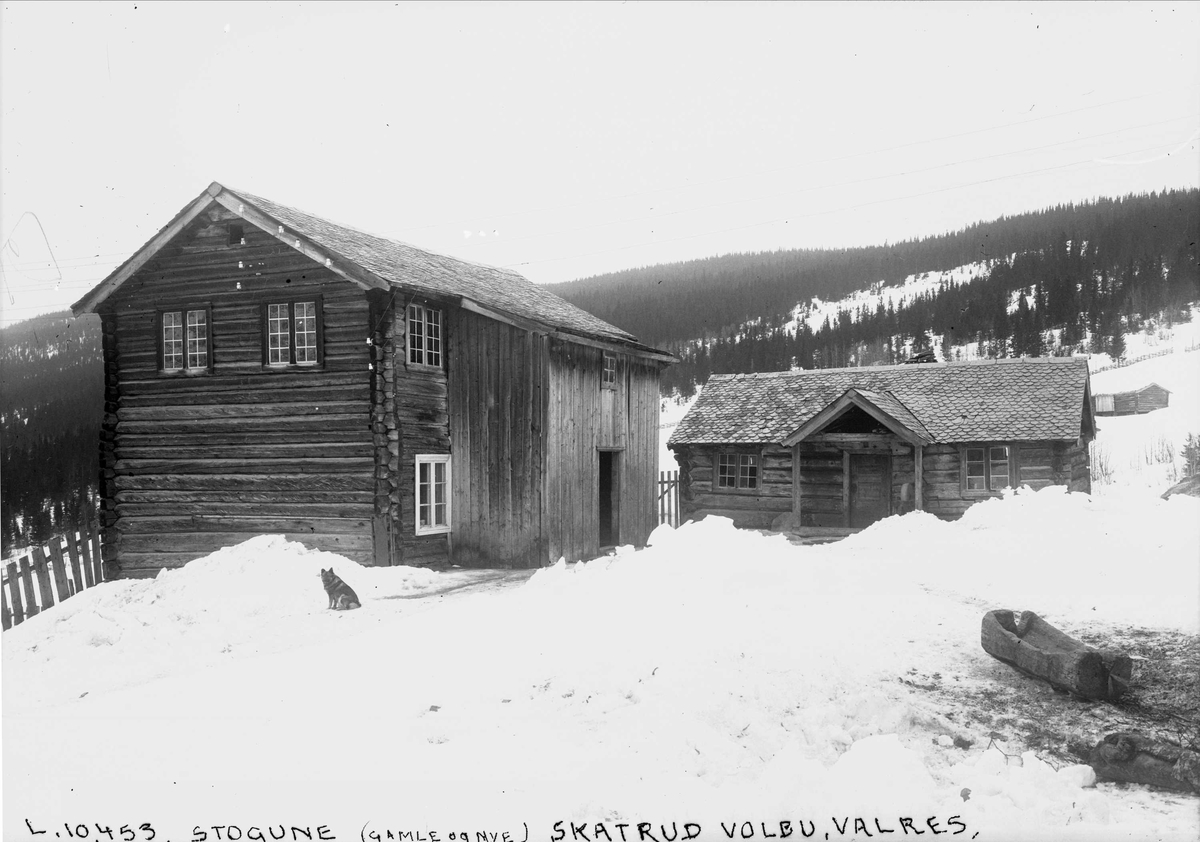 Skatrud, Volbu, Øystre Slidre, Oppland. Stuene, gamle og nye.