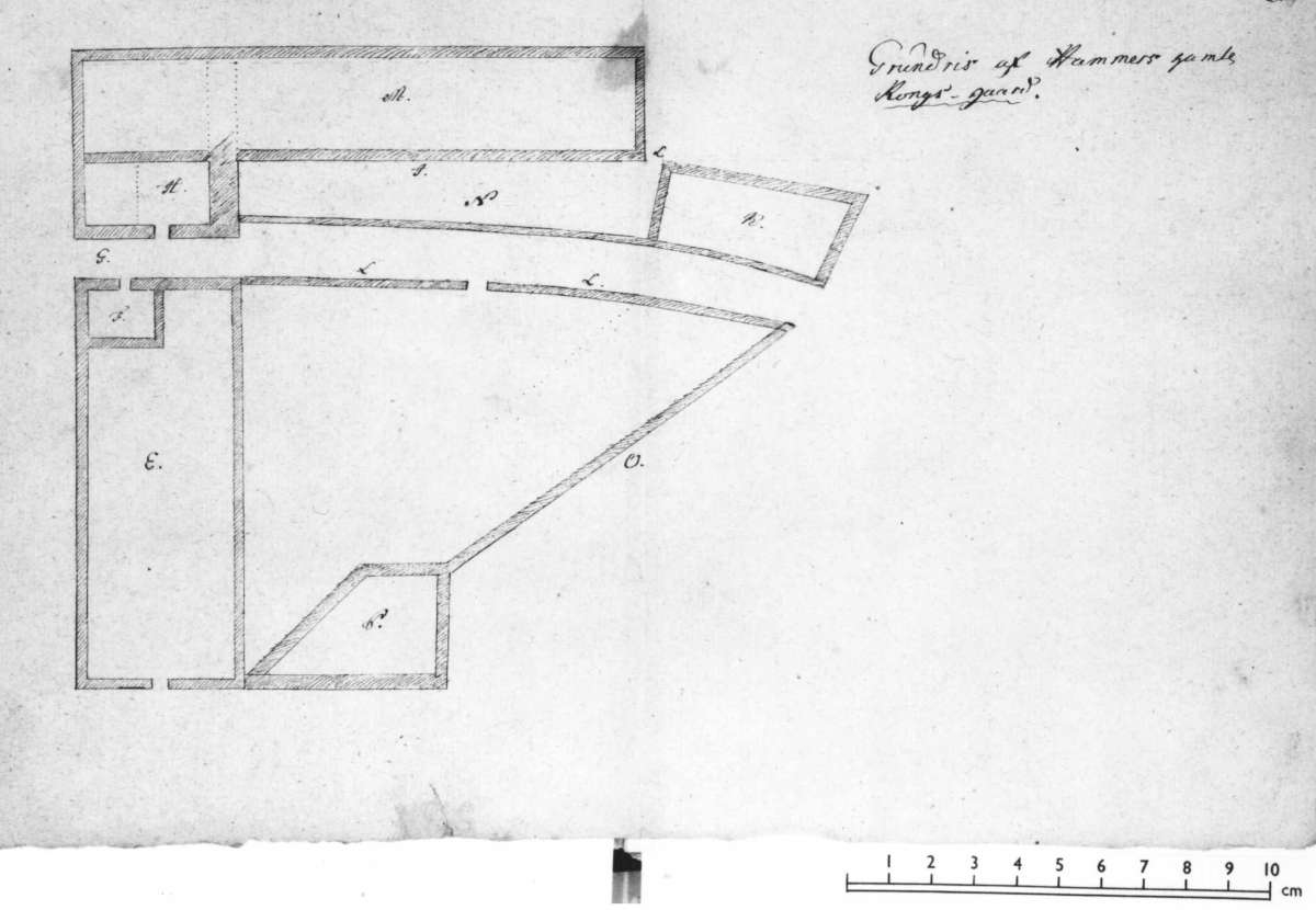 Bispegården, Hamar, Hedmark. Fotografi av grunnplanstegning.laget av Gerh. Schønning. penn