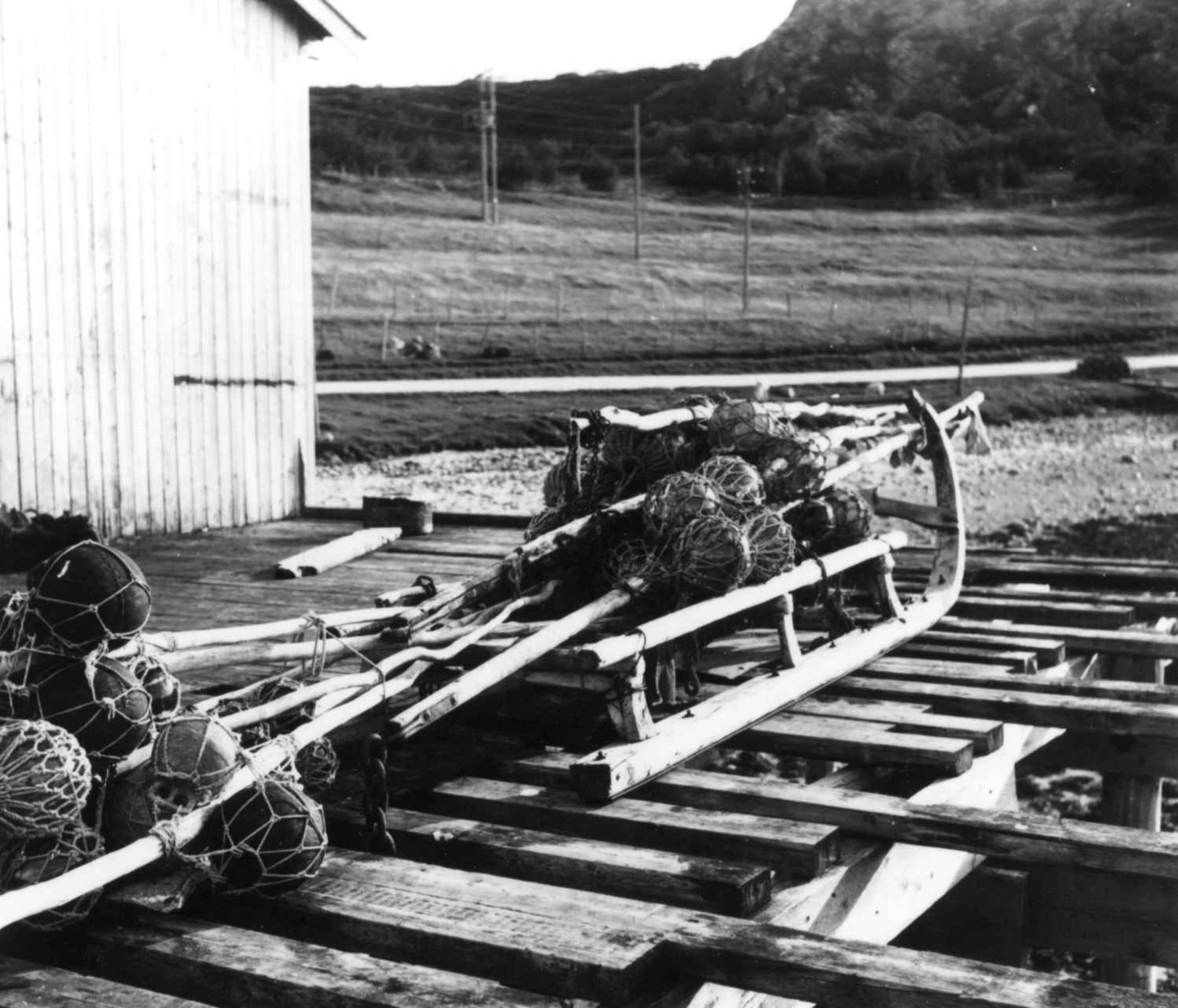 Slede med last. Nesseby 1959.