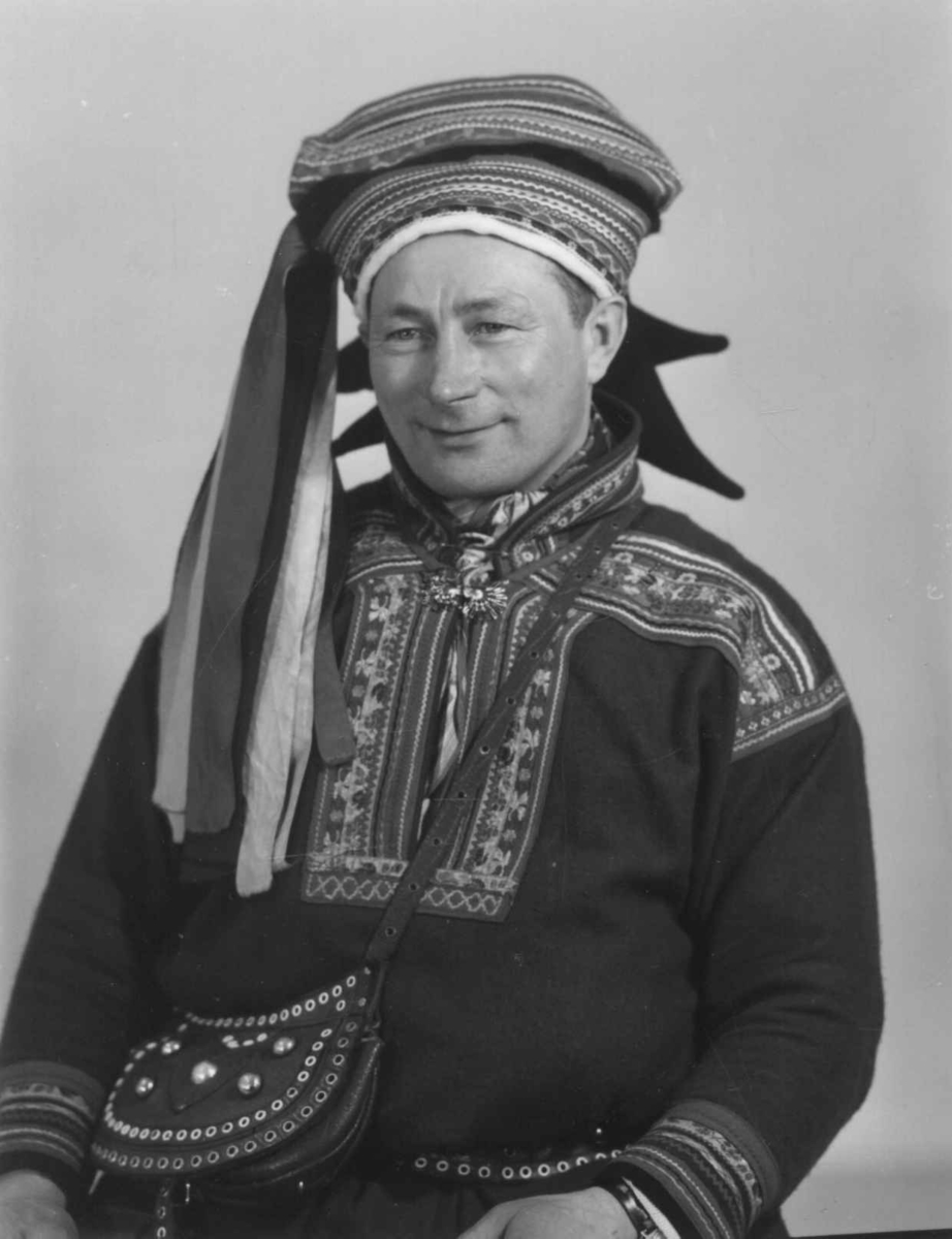 Portrett av Anders Penta, 1957.