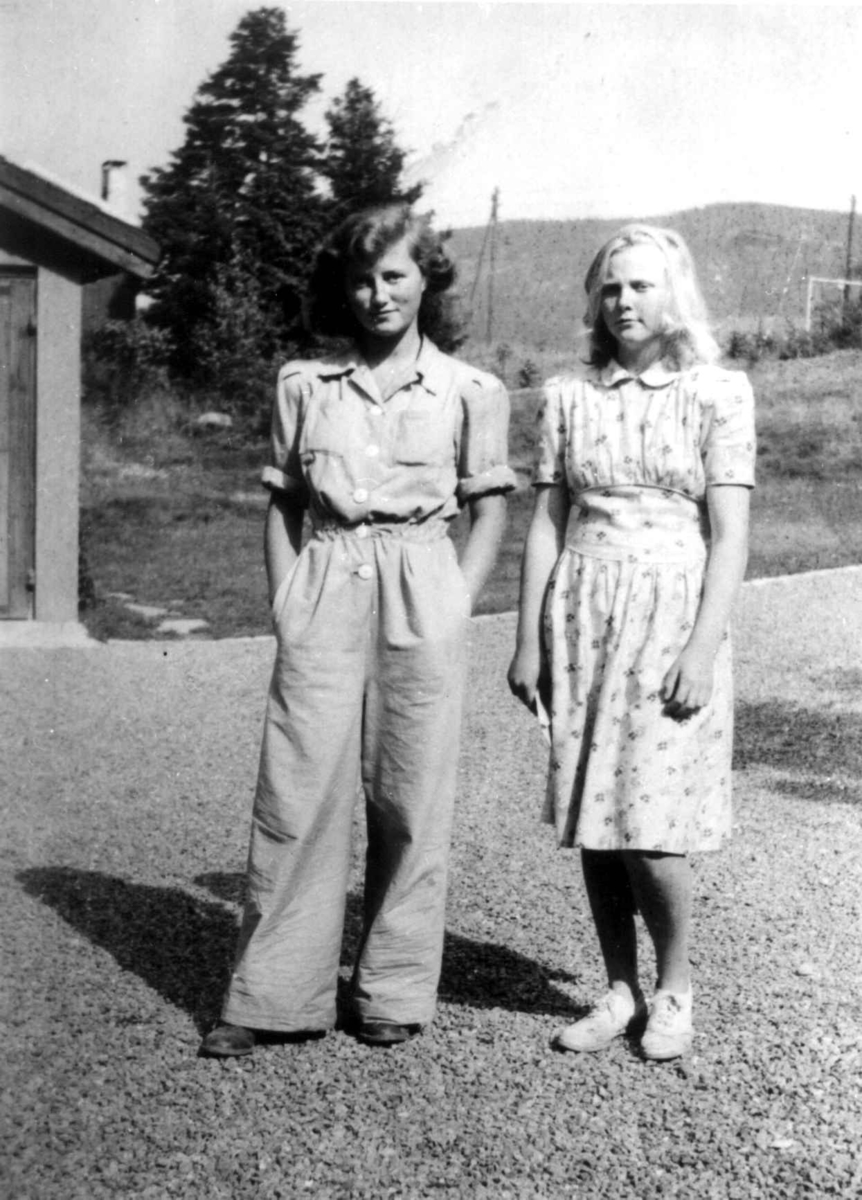 Kvinnedrakt