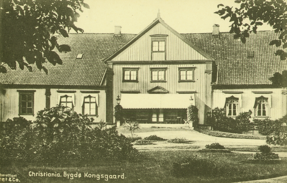 Postkort, motiv fra Bygdøy. Hovedbygningen på Bygdø Kongsgård.