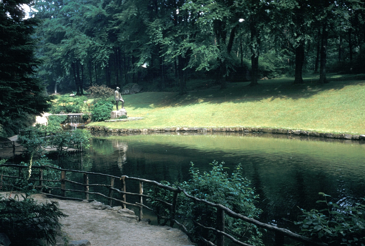 Ravnedalen parkanlegg.