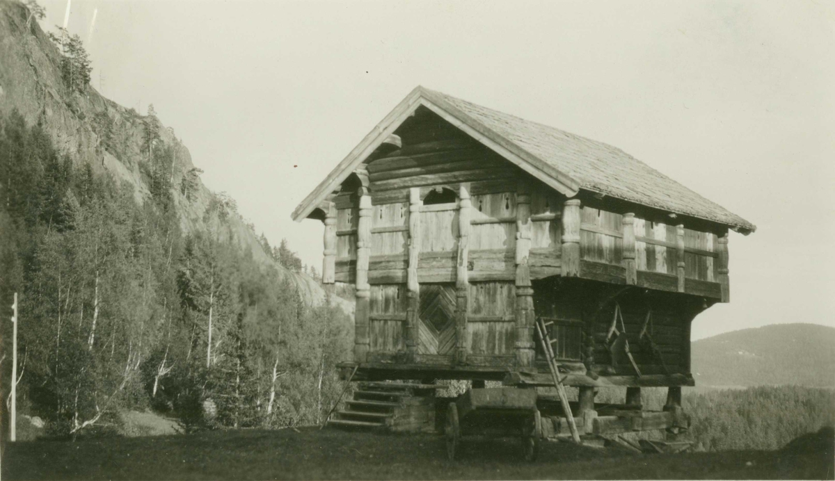 Loft, Teksle, Lyngdal, Flesberg, Buskerud.