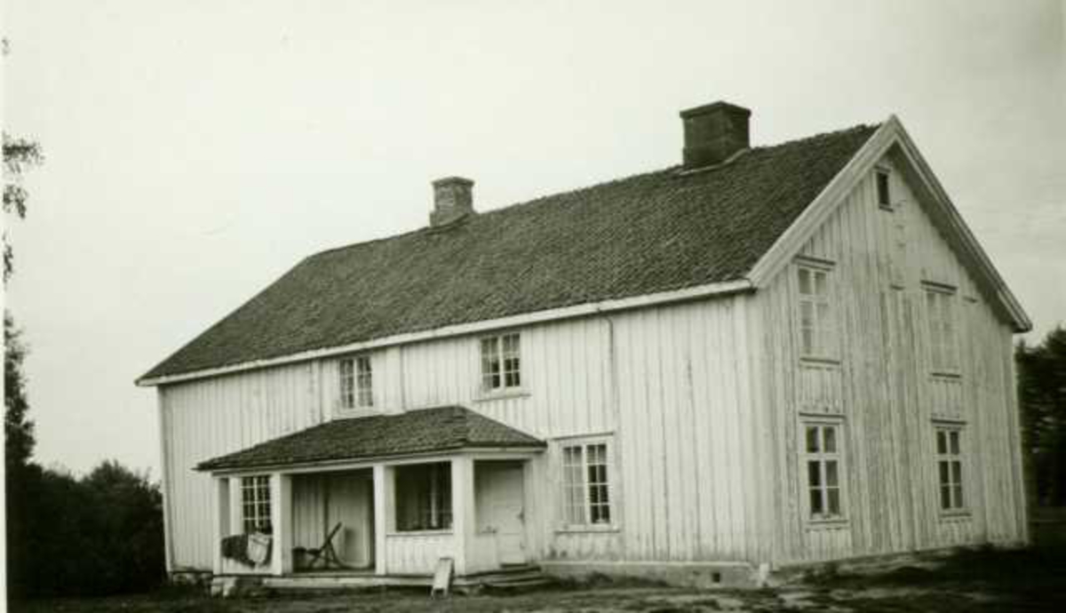 Hovedbygning, Vestre Eid, Våler, Hedmark. Fotografert 1935.