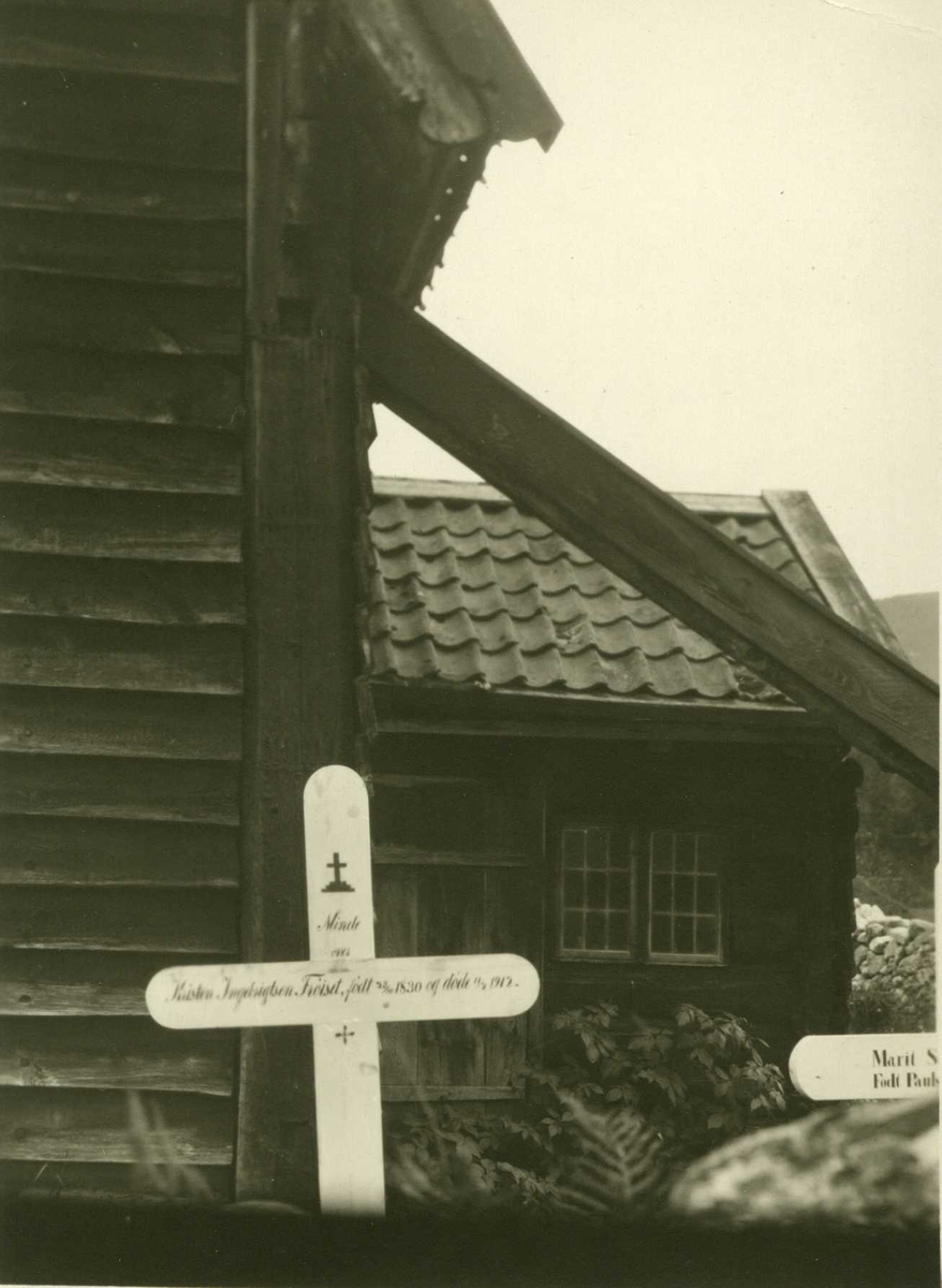 Detalj fra Rødven stavkirke, Rauma, Møre og Romsdal.