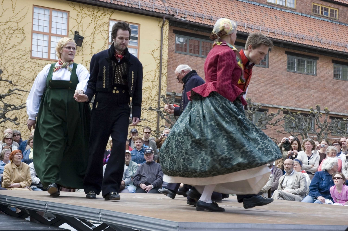 Bunadsdagen. Norsk Folkemuseum, Bygdøy, Oslo.