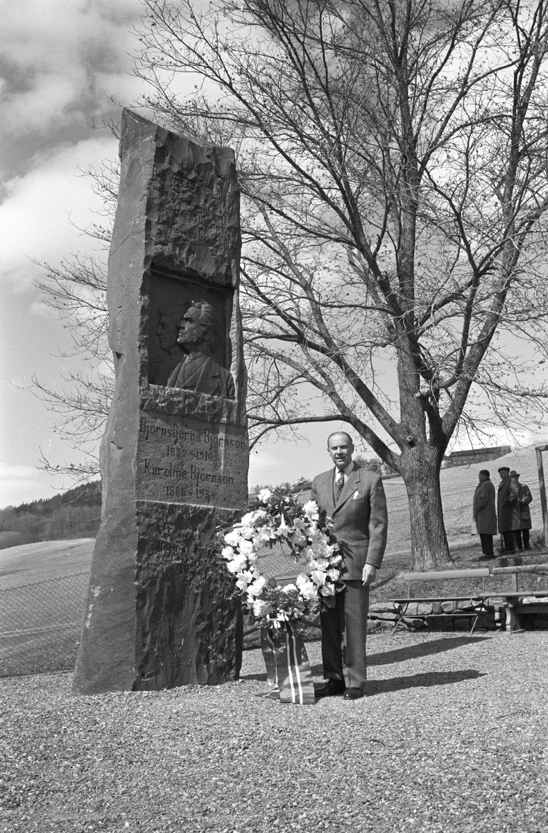 Serie bilder av jubileum på Aulestad, Bjørsntjerne Bjørnsons hjem.