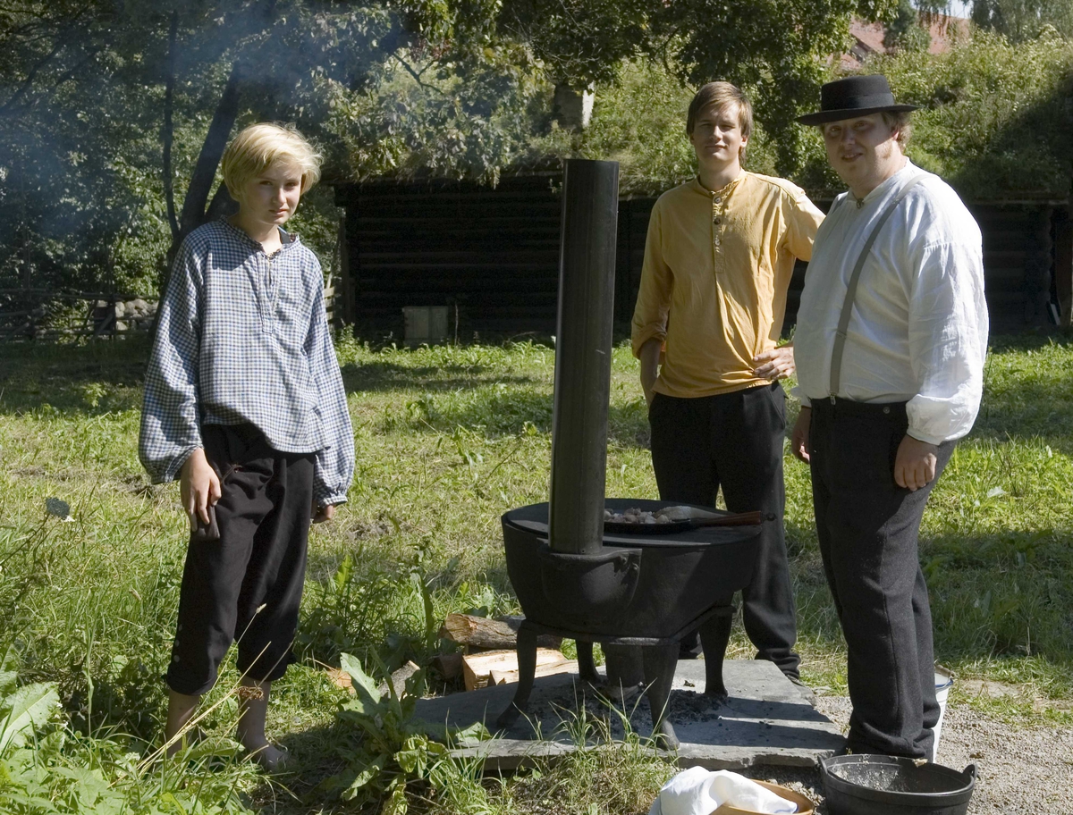 Levendegjøring på museum.
Tilberedning av middag til barna.
Ferieskolen uke 32.



Norsk Folkemuseum, Bygdøy.