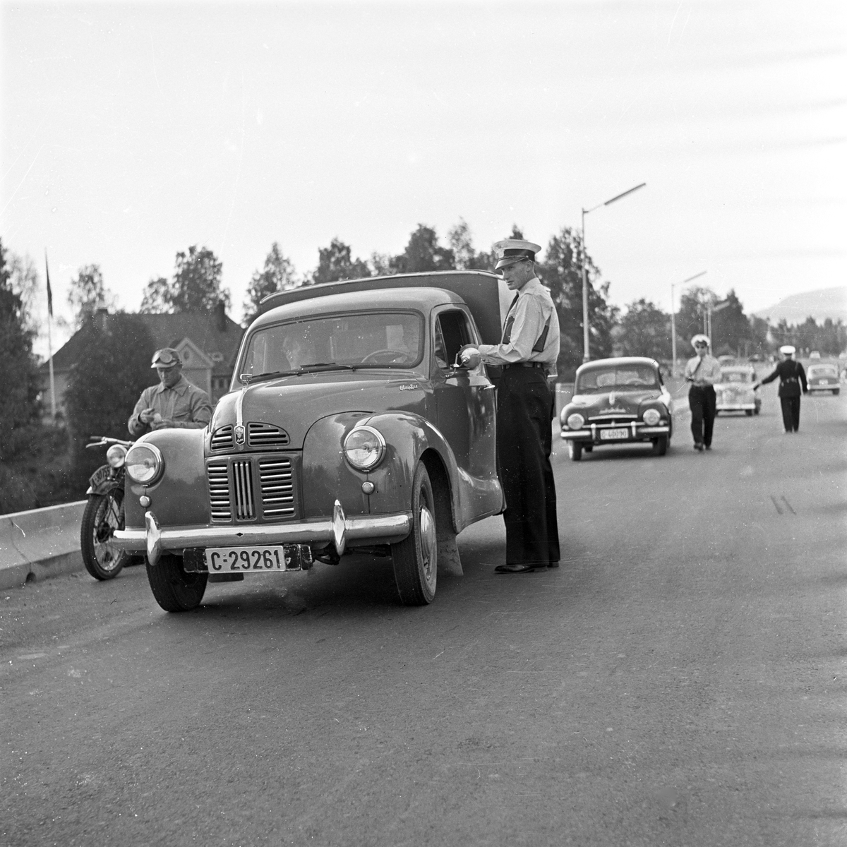 Fotoserie med biler og trafikk i Oslo og på Mosseveien.