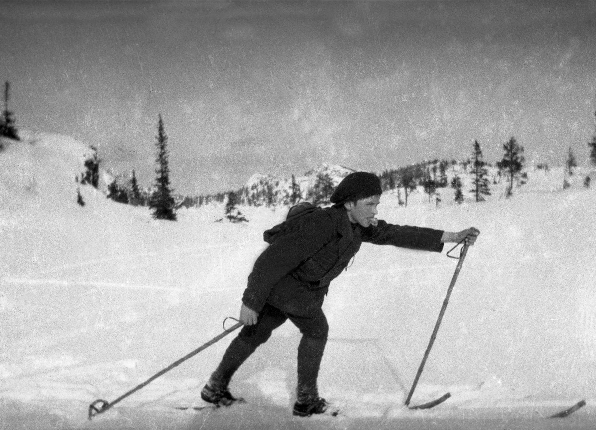 Fritjof Arentz på skitur, antagelig i Røros-traktene.