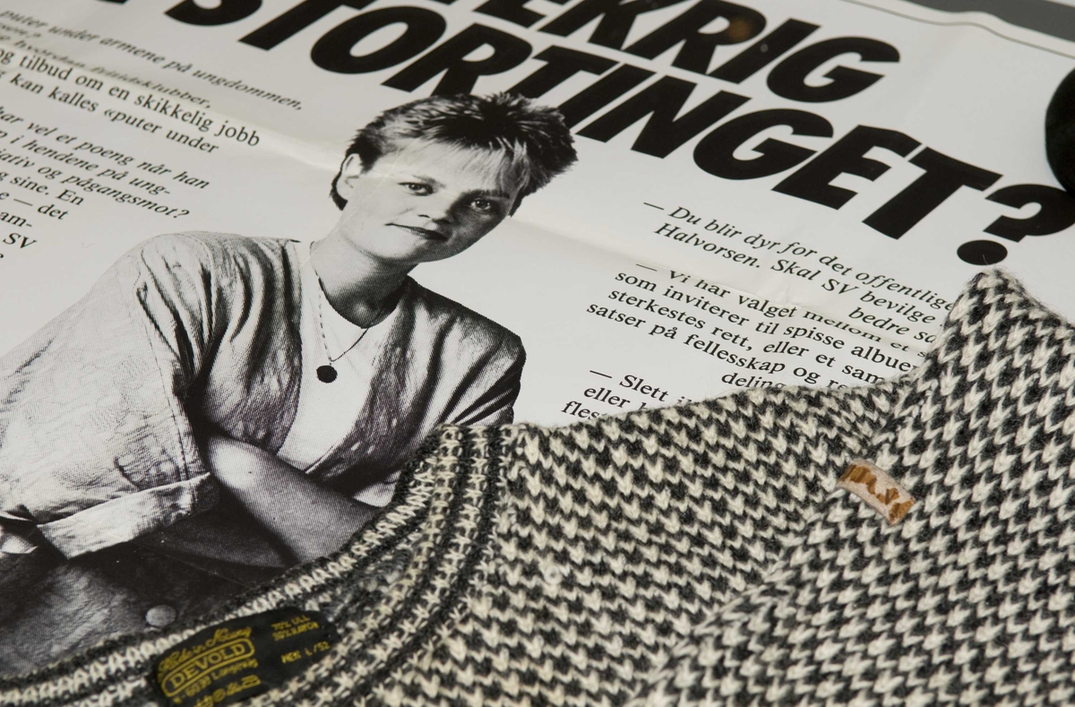 En serie med bilder fra utstillingen "Back to the 80s".