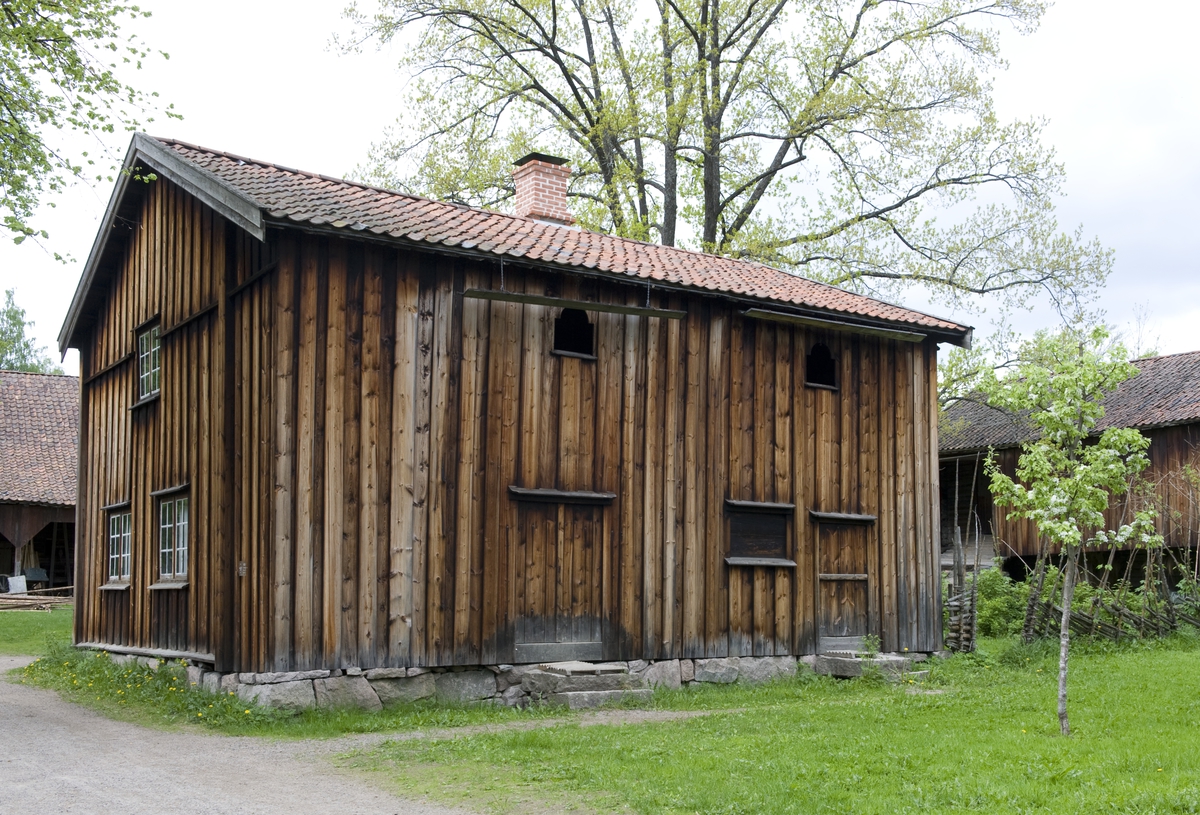 Stue fra Lille-Løken, Trøgstad. Norsk Folkemuseum, mai 2010.